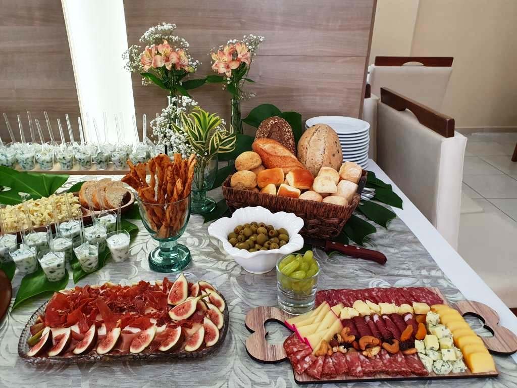 Mesa de antepastos Curitiba