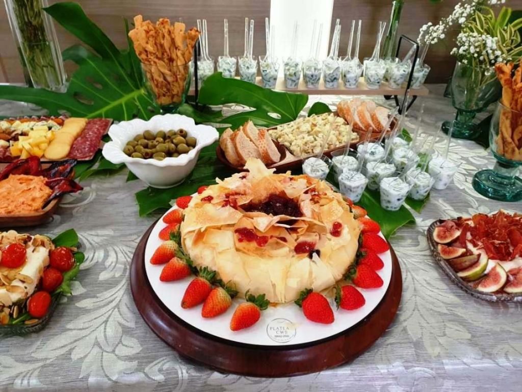 Mesa de antepastos em Curitiba